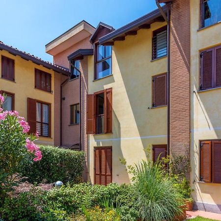 Casa Gialla 7A, New Apartment Milano&Como Bregnano Екстериор снимка