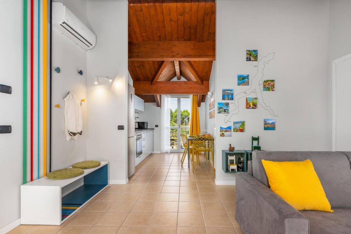 Casa Gialla 7A, New Apartment Milano&Como Bregnano Екстериор снимка