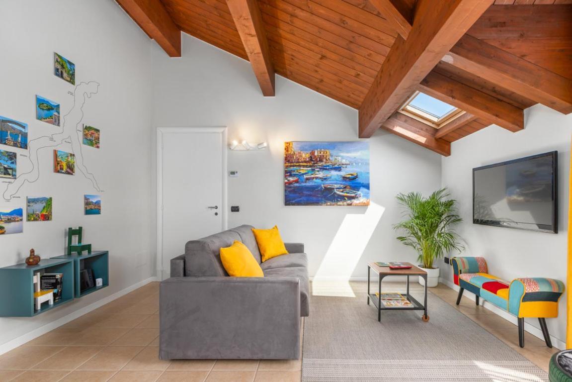 Casa Gialla 7A, New Apartment Milano&Como Bregnano Екстериор снимка